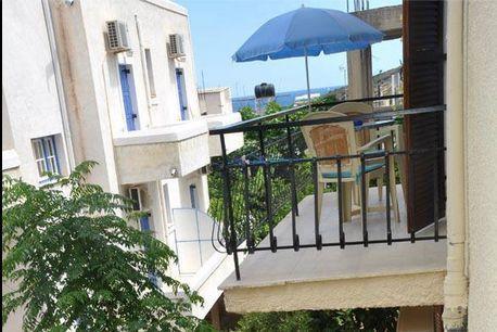 Artemis Rooms Agia Marina  Esterno foto