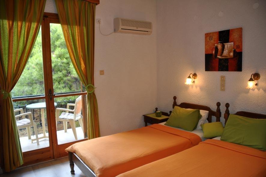 Artemis Rooms Agia Marina  Camera foto